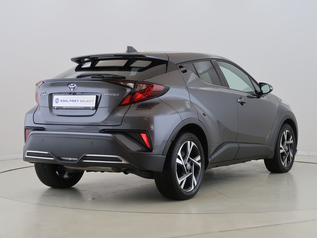 toyota-c-hr-2-0hybrid-cz-1maj-style - 4