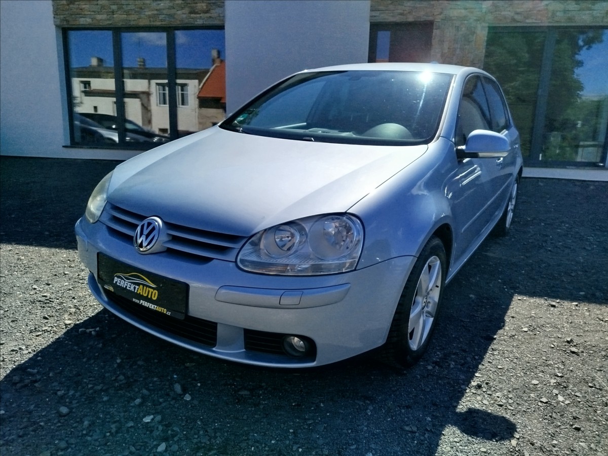 Volkswagen Golf 1,4 TSi 90 kW, UNITED