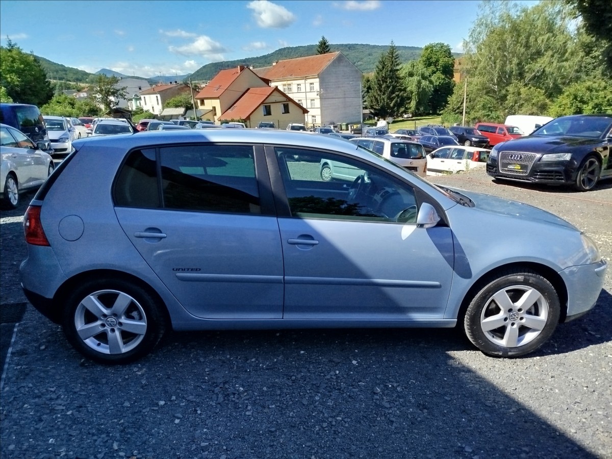 volkswagen-golf-1-4-tsi-90-kw-united - 6