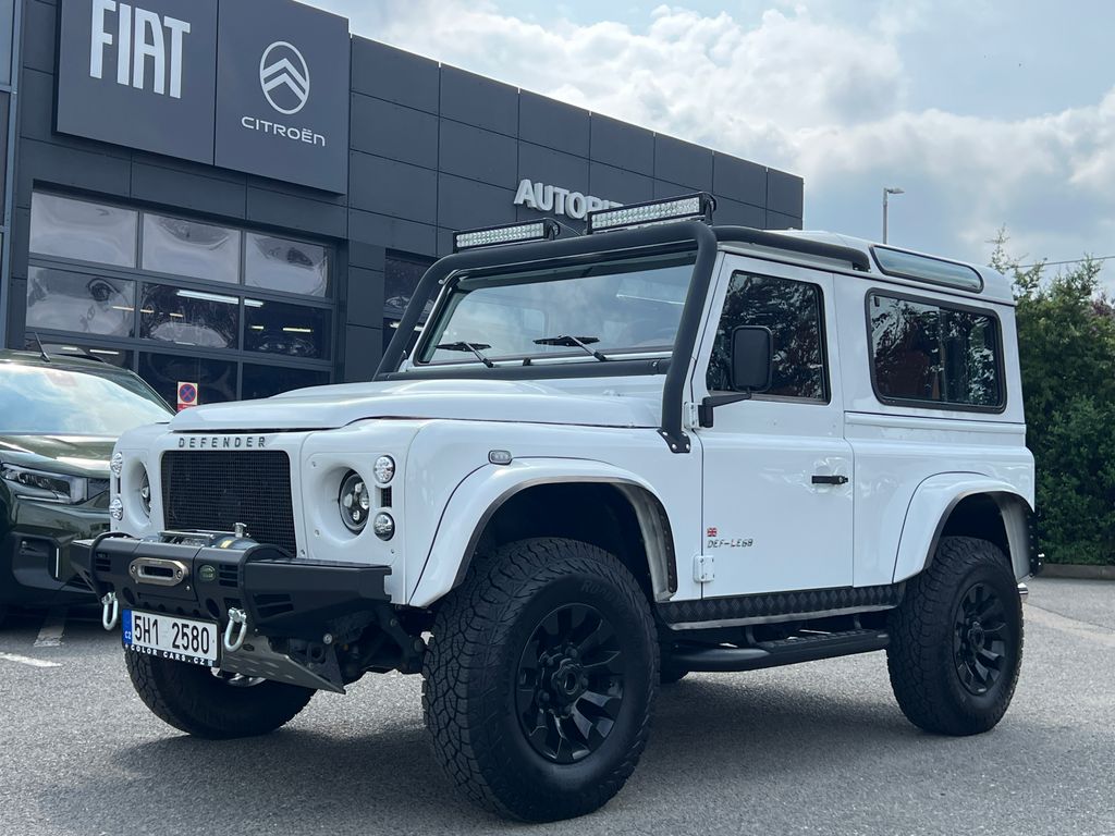 Land Rover Defender 2.2 TD4 90 kW 2. majitel DPH