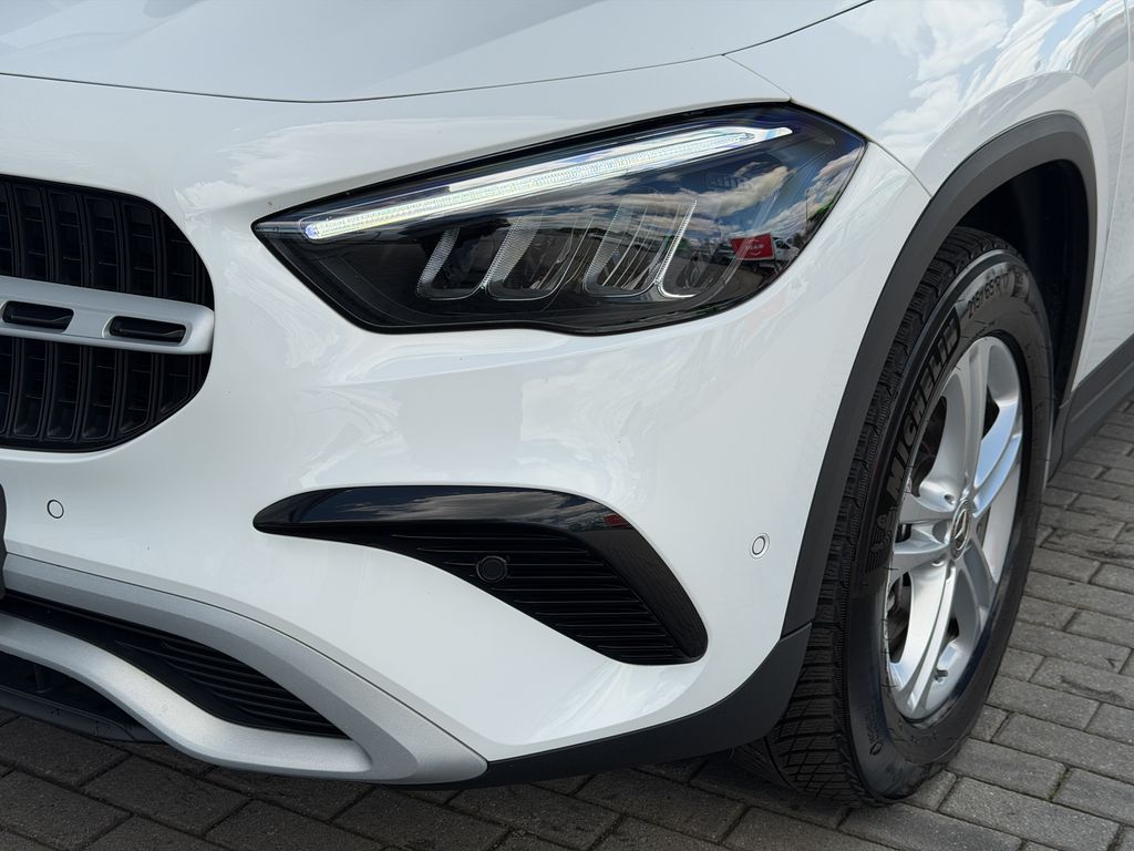 mercedes-benz-gla-220-4-matic - 8