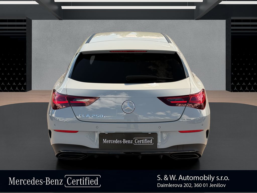 mercedes-benz-cla-250-e-amg-night-shooting-brake-eq - 5