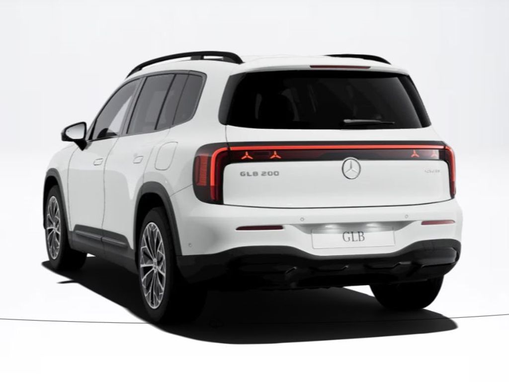 mercedes-benz-glb-glb-200-4matic - 3