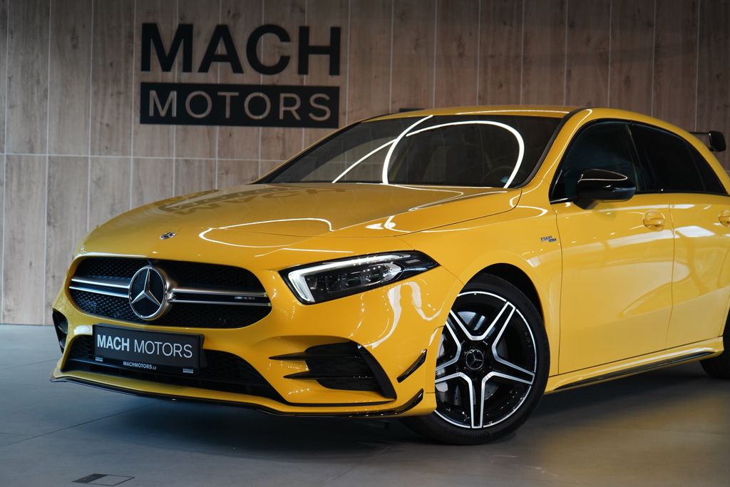 mercedes-benz-tridy-a-35-amg-4matic-aero-kamera - 1