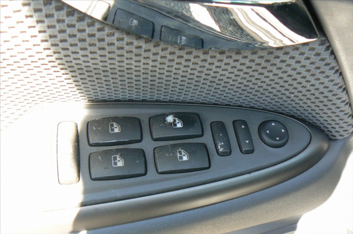 fiat-croma-1-9-jtd-combi - 8