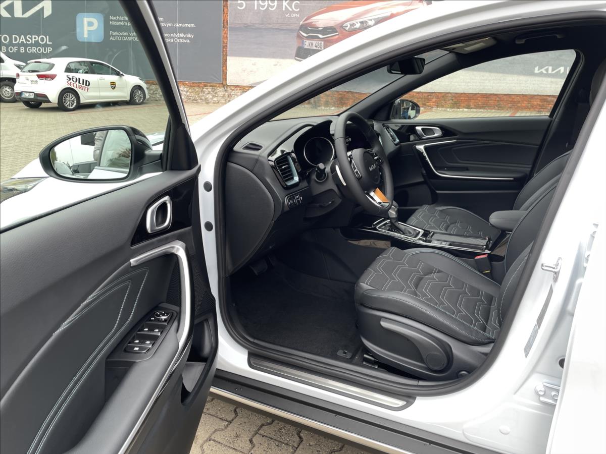 kia-xceed-1-6-t-gdi-7dct-steel-edition - 9