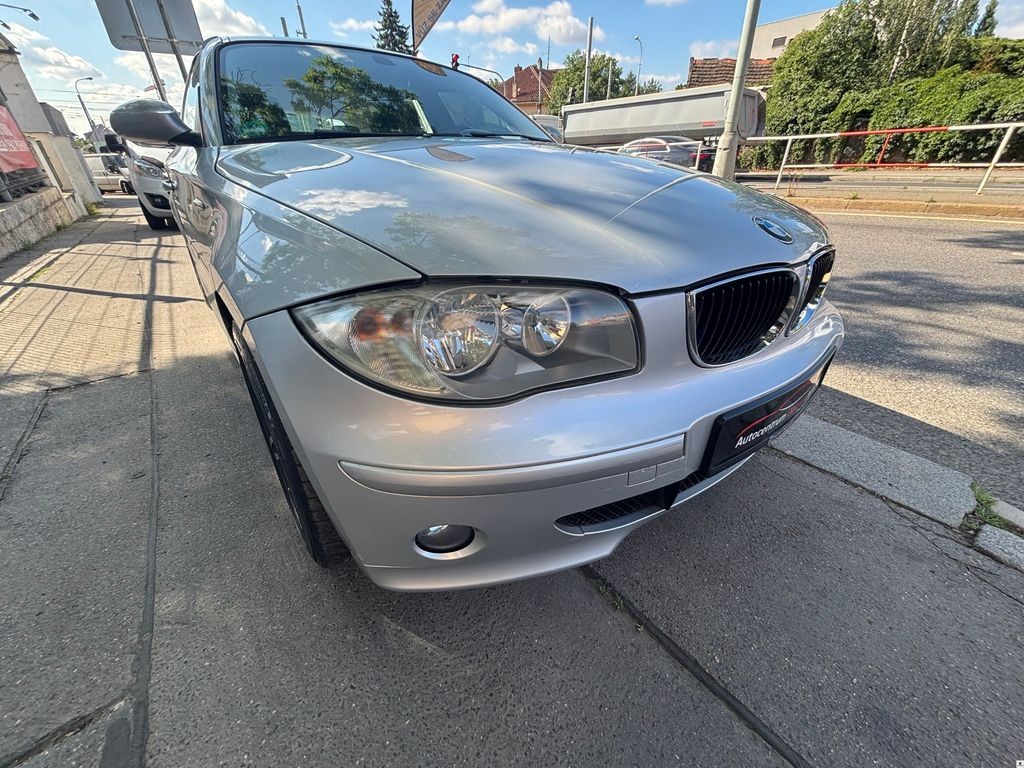 bmw-rada-1-118i-95kw-2007-man6-tazne-klima - 9