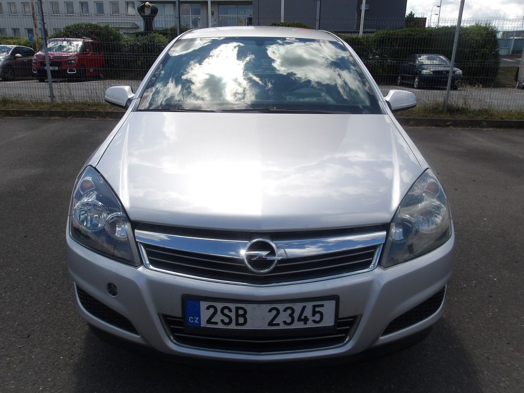 opel-astra-1-6-16v-stk-07-2028 - 1