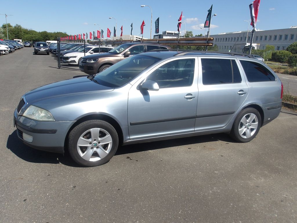 skoda-octavia-1-9tdi-4x4-kuze-vyhrevy - 1