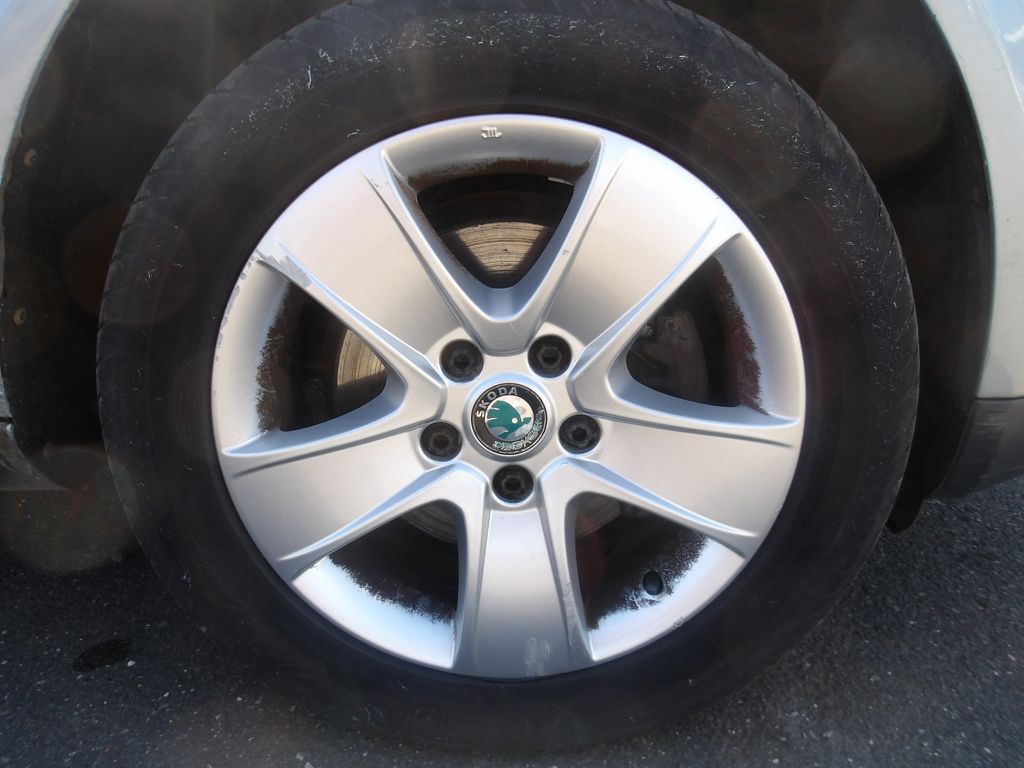 skoda-octavia-1-9tdi-4x4-kuze-vyhrevy - 7