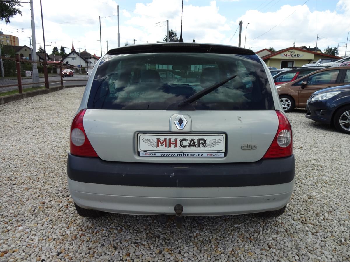 renault-clio-1-2i - 4