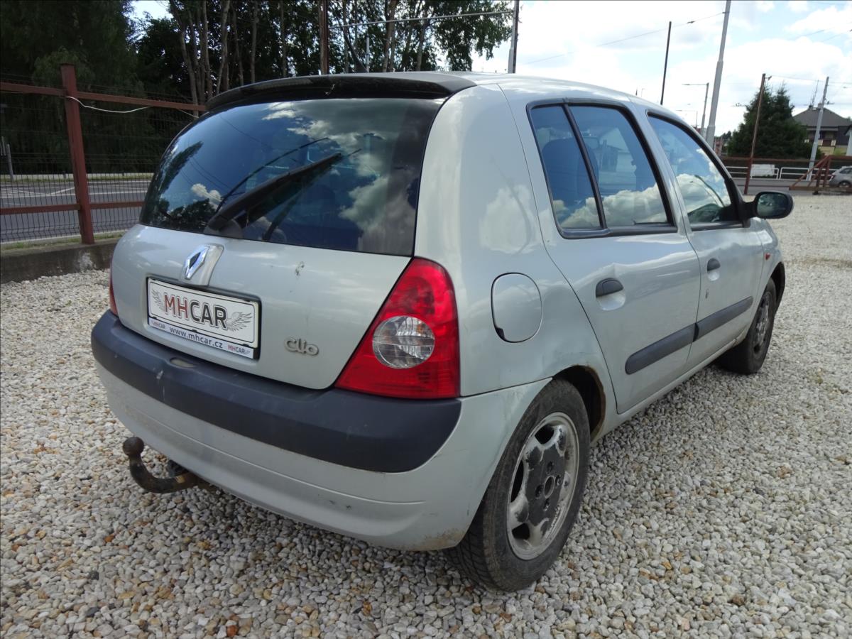 renault-clio-1-2i - 5