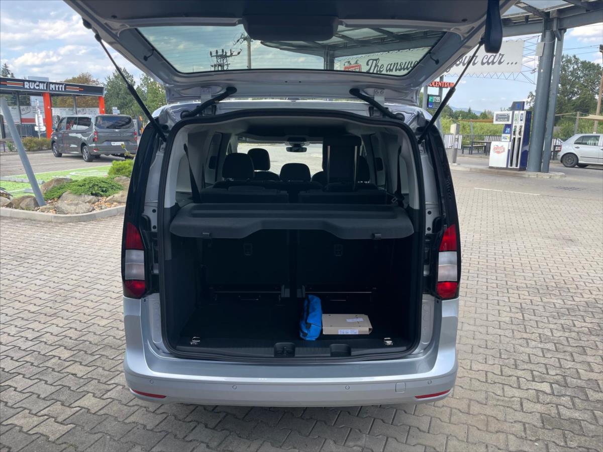 ford-tourneo-connect-2-0-ecoblue-titanium - 8