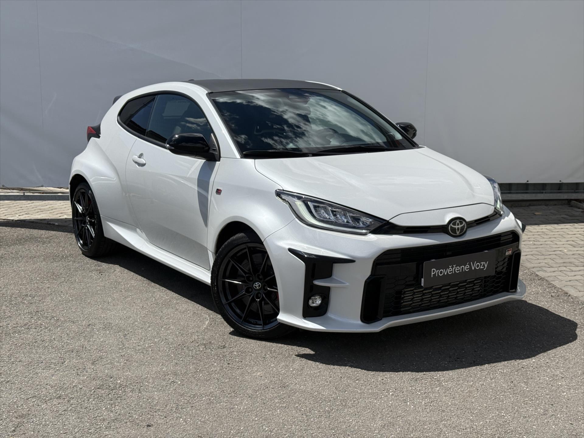 toyota-gr-yaris-1-6-gr-dynamic-sport-4x4 - 2