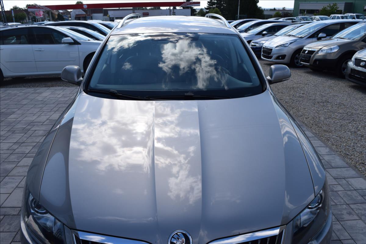 skoda-superb-2-0-tdi-125kw-top-vybava-alu - 2