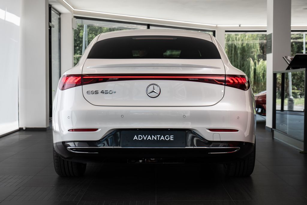 mercedes-benz-eqs-450-zaruka-360-pano - 2