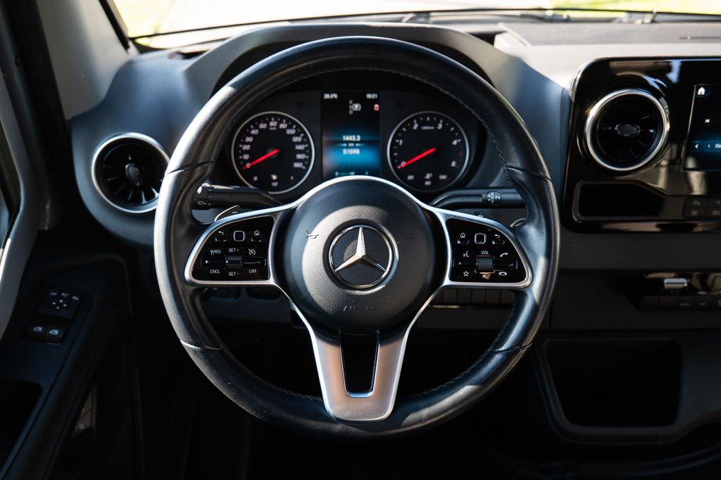 mercedes-benz-sprinter-hymer-grand-canyon-s-4x4 - 6
