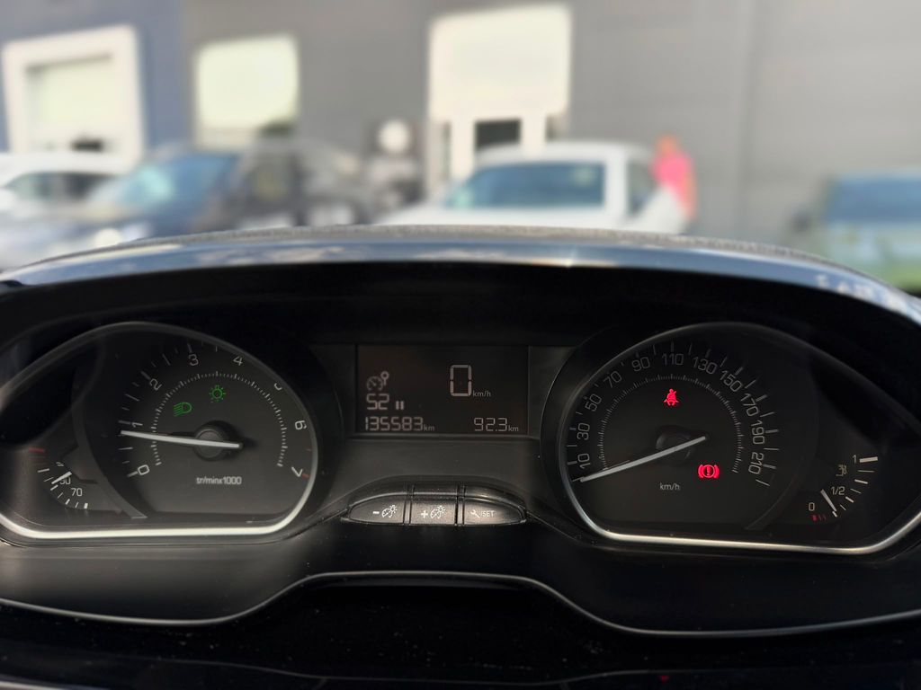 peugeot-2008-active-1-2pt-82 - 2