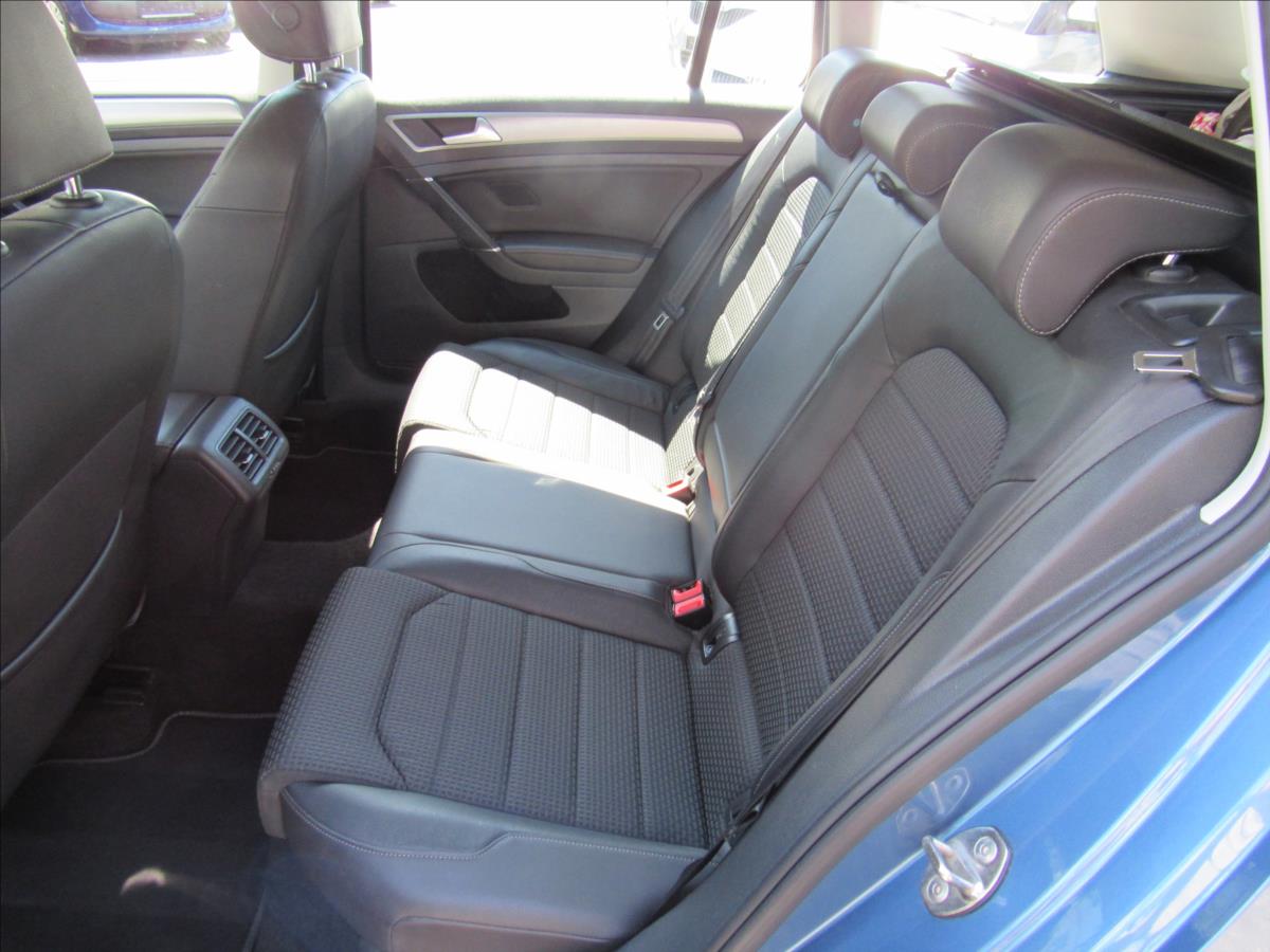 volkswagen-golf-1-4-tsi-90kw-comfortline - 9
