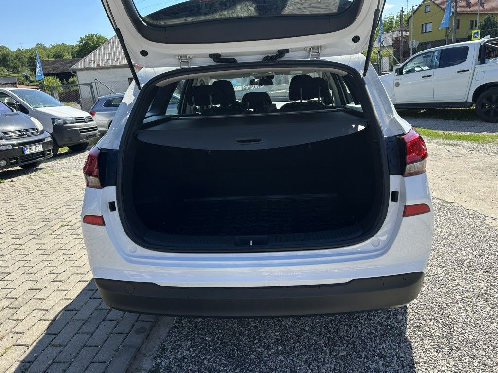 hyundai-i30-1-5-dpi-80kw-serviska - 4