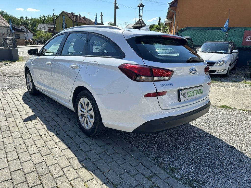 hyundai-i30-1-5-dpi-80kw-serviska - 5