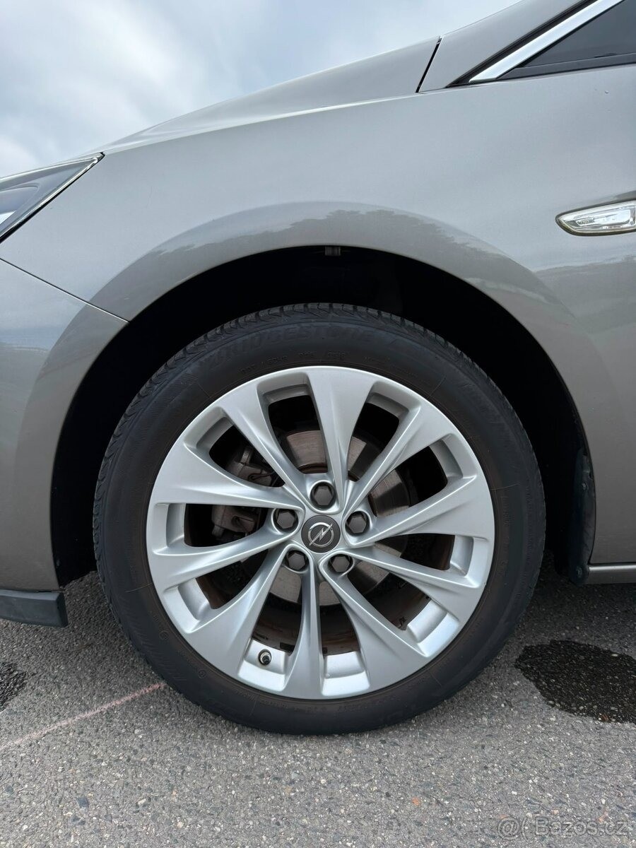 opel-astra-1-4-74kw-r-v-2016 - 4