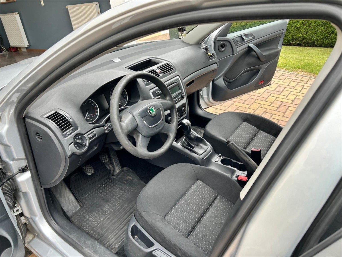 skoda-octavia-1-6 - 5