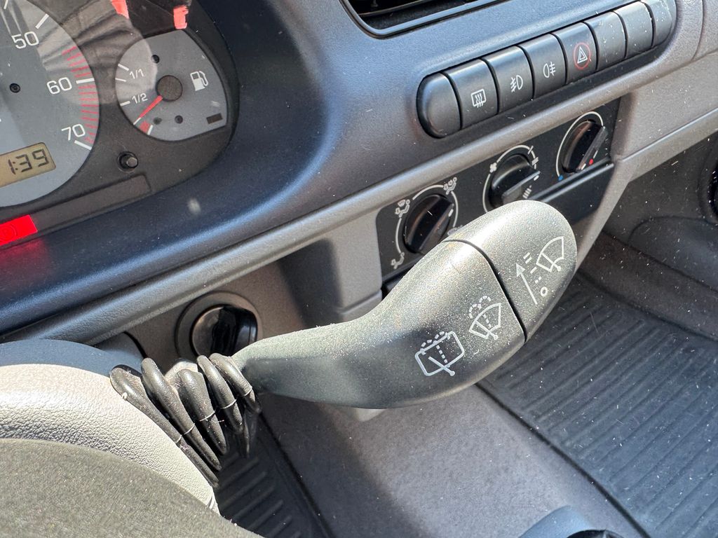 skoda-felicia-combi-1-3i-lx - 9