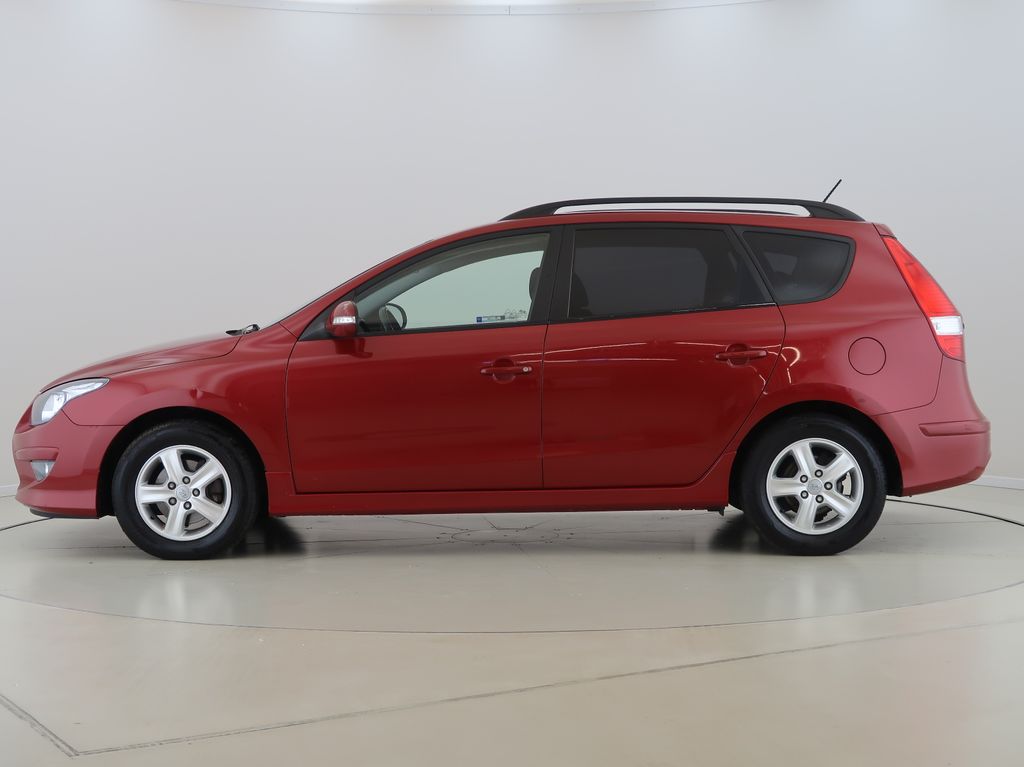 hyundai-i30-1-6mpi-at-92kw-cz-comfort - 8