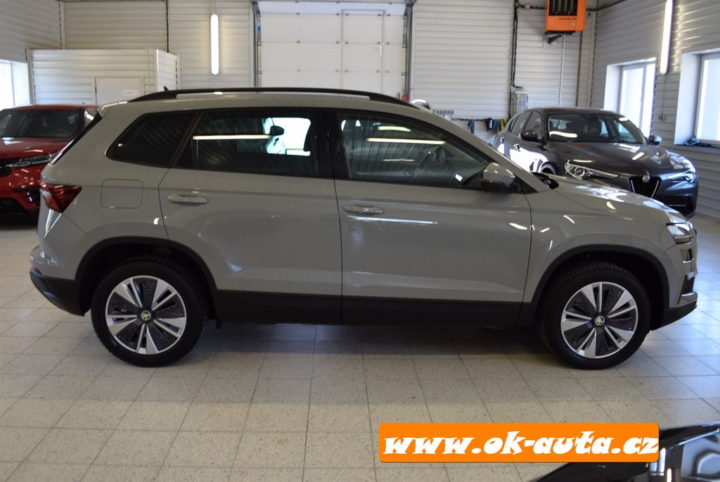 skoda-karoq-2-0-tsi-dsg-110-kw-2023-dph-2 - 7