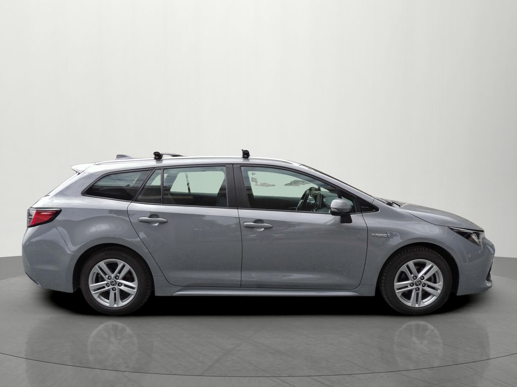 toyota-corolla-1-8hybrid-business-navi-kamera - 4