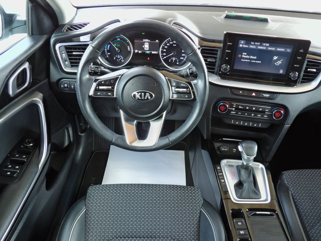 kia-xceed-1-6gdi-phev-comfort-tazne - 6