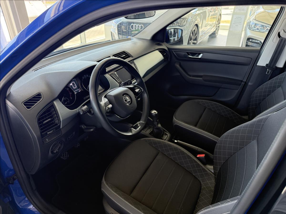 skoda-fabia-1-0-tsi-70kw-serviska - 8