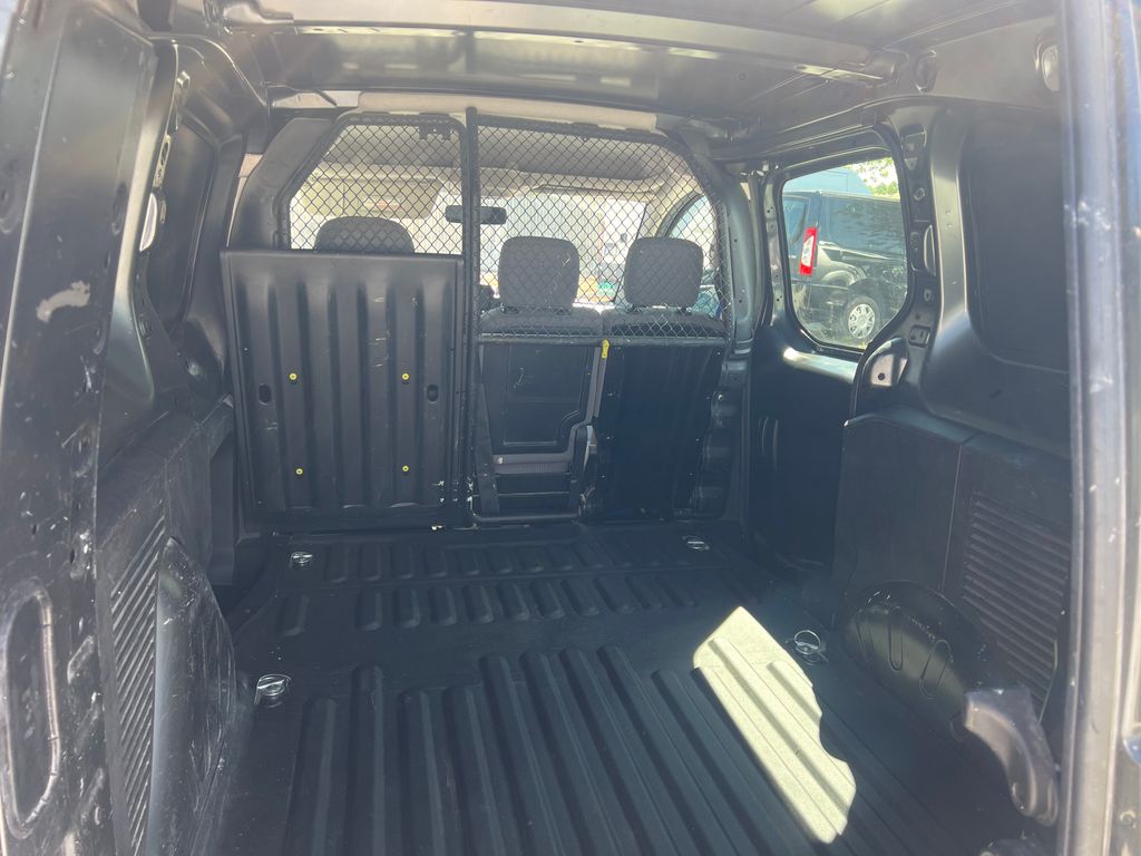 peugeot-partner-1-6-hdi - 9