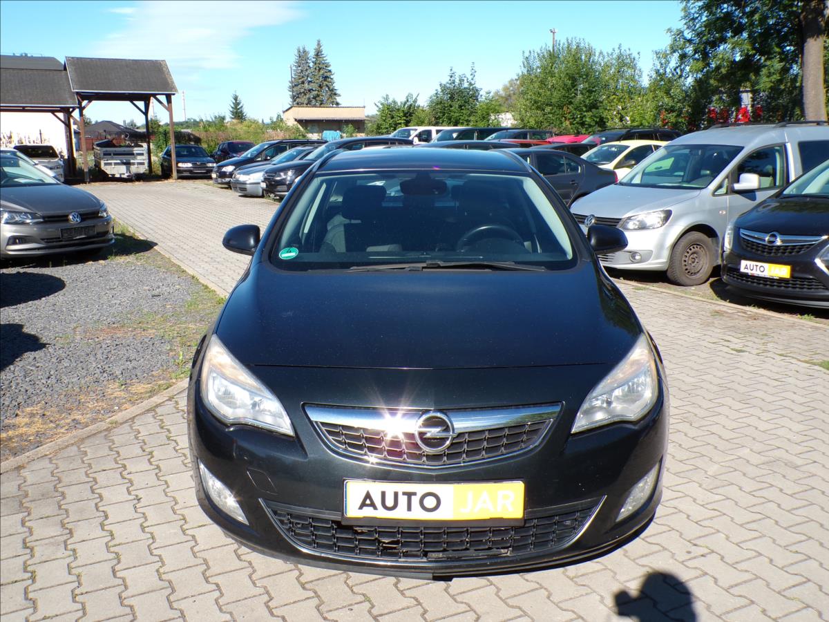 opel-astra-1-7-cdti - 1