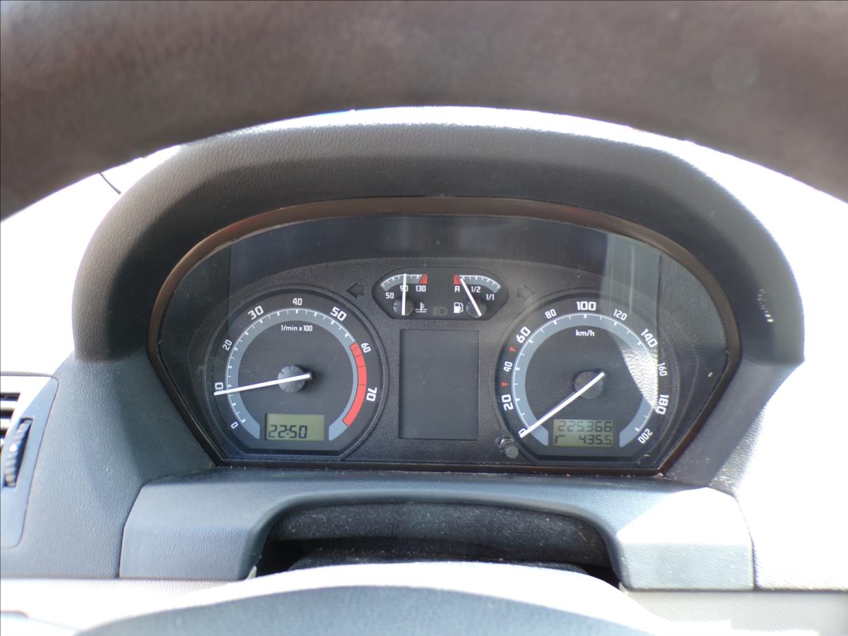skoda-fabia-1-2-12v-n1 - 7