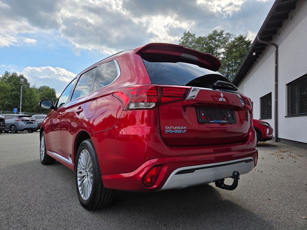 mitsubishi-outlander-2-4-phev-4x4-odpocet-dph - 2
