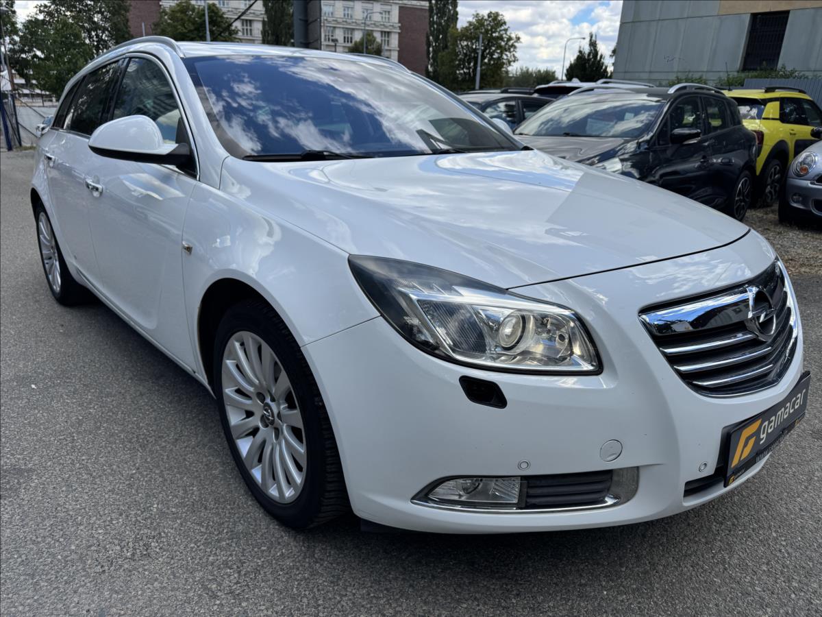 opel-insignia-2-0-xenon-panorama - 1