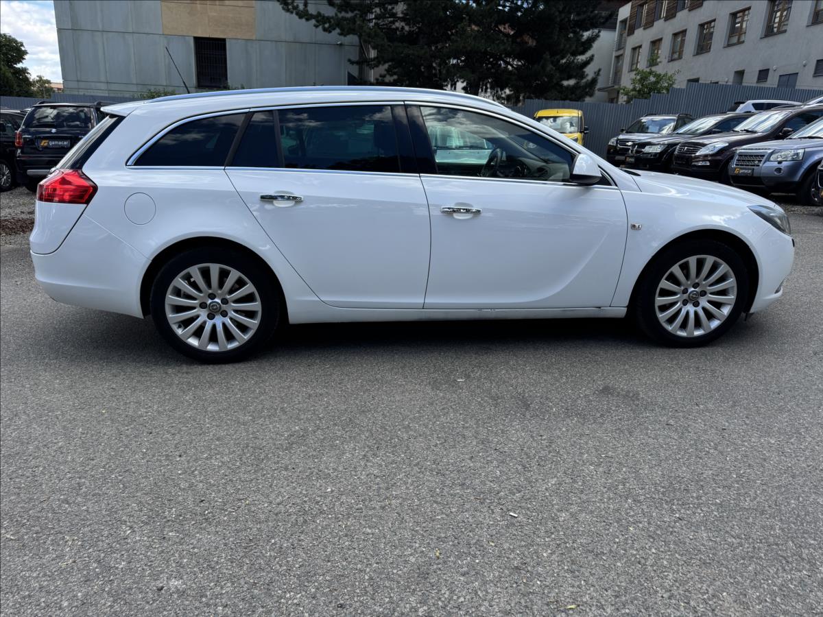 opel-insignia-2-0-xenon-panorama - 4