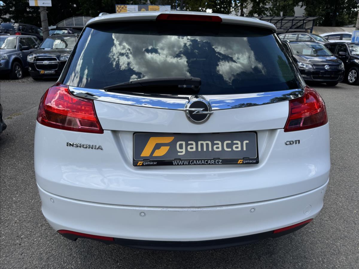 opel-insignia-2-0-xenon-panorama - 8