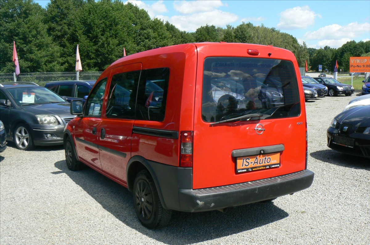 opel-combo-1-3-cdti - 4