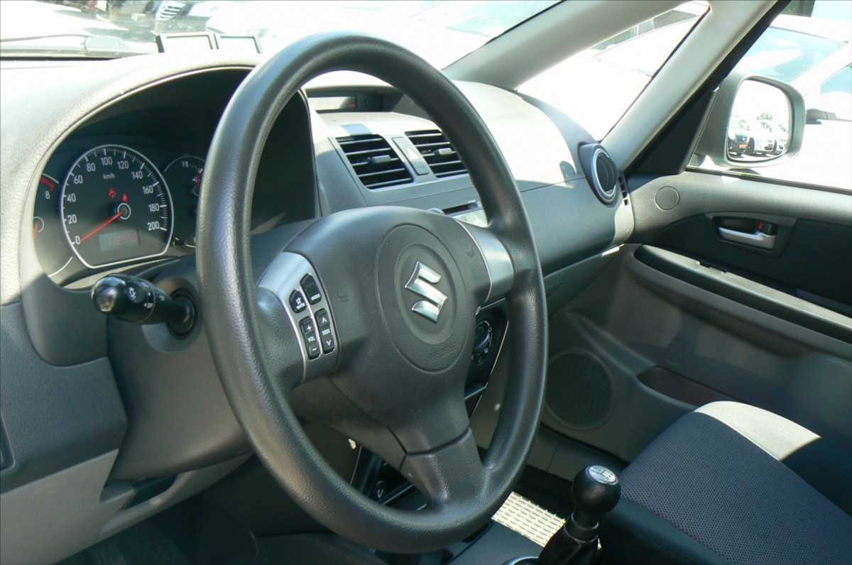 suzuki-sx4-1-6-4x4 - 7