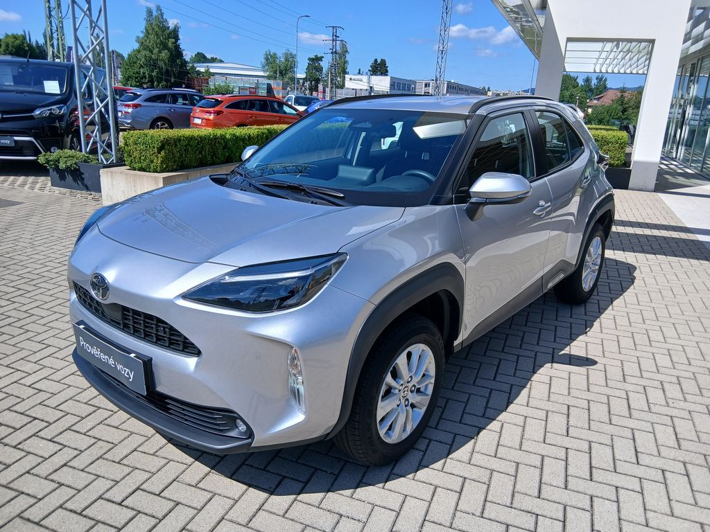 toyota-yaris-cross-1-5-hybrid-e-cvt-comfort - 1