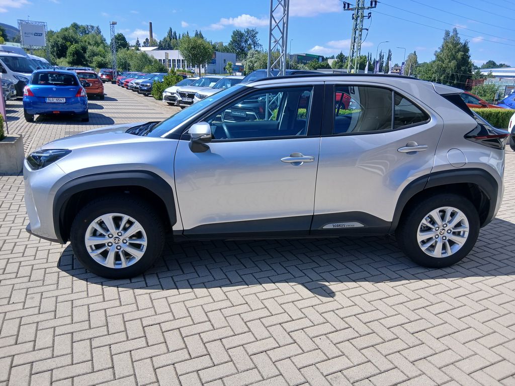 toyota-yaris-cross-1-5-hybrid-e-cvt-comfort - 2
