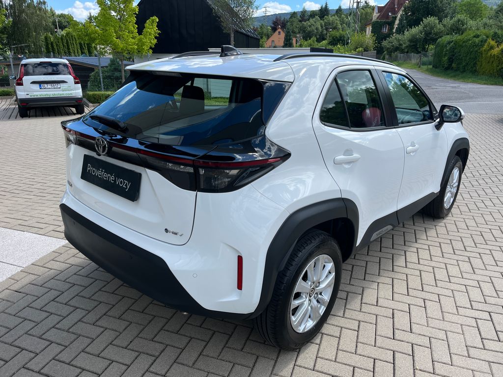 toyota-yaris-cross-1-5-hybrid-e-cvt-comfort - 5