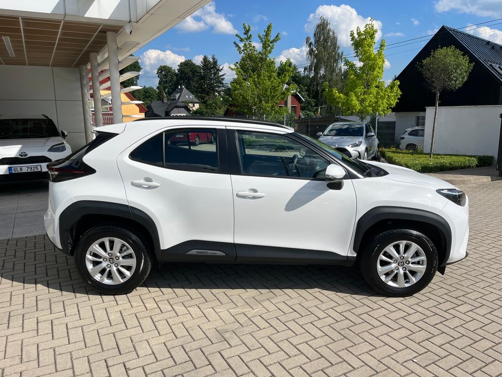 toyota-yaris-cross-1-5-hybrid-e-cvt-comfort - 6