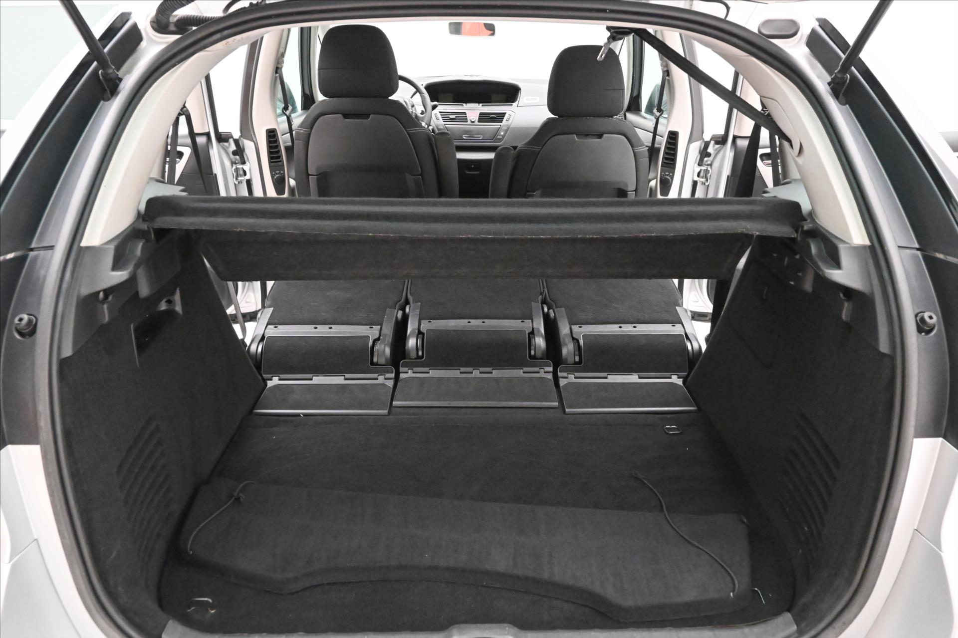 citroen-c4-picasso-1-6-hdi-80-kw-klima-tazne - 9