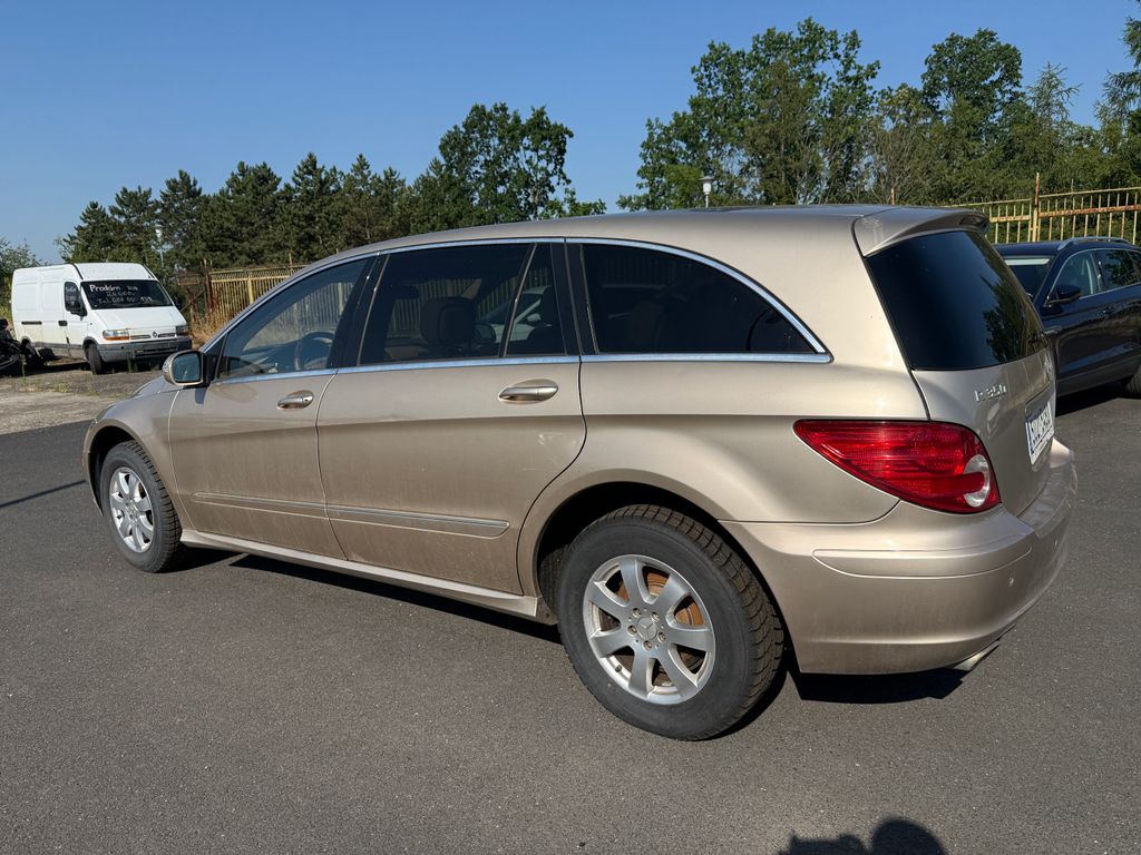 mercedes-benz-tridy-r-r-350-4-matic - 3