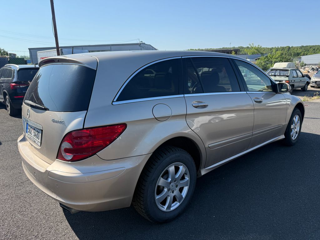 mercedes-benz-tridy-r-r-350-4-matic - 5