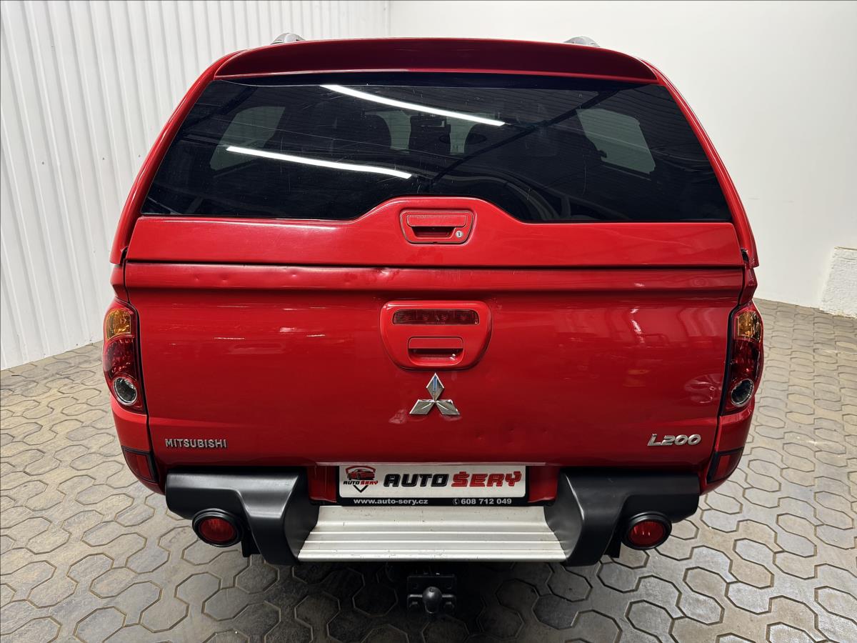 mitsubishi-l200-2-5di-d-intense-4wd-hardtop - 6